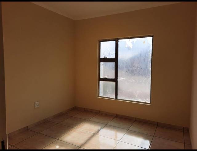 3 BEDROOM HOUSE FOR SALE IN VANDERBIJLPARK CE7